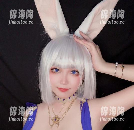 椒妮佐仁的牛娘，毛绒的短裤搭配草地全景！