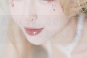清水由乃的JK写真，高清展示了青春的各种不确定，倒是让人更好奇