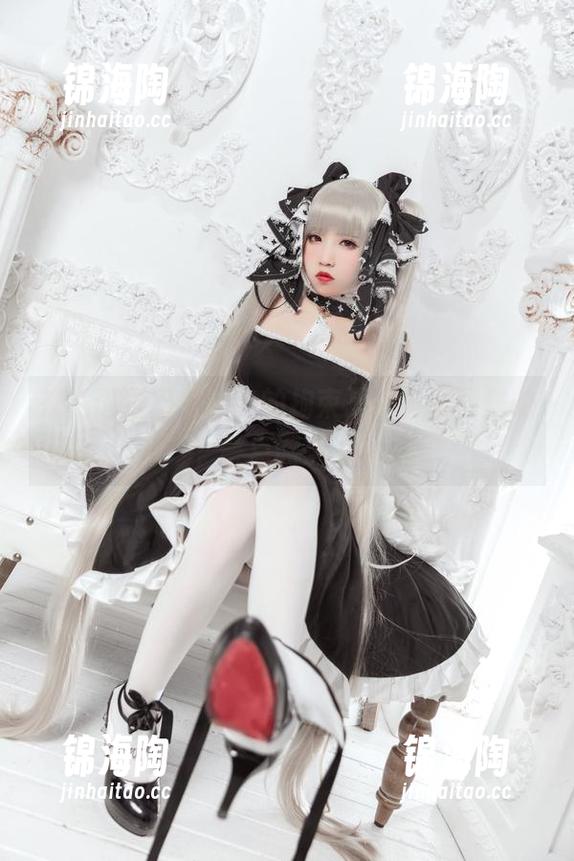 在线逛猫田圣奈奈的拘束恶魔，原图里的一点调皮。