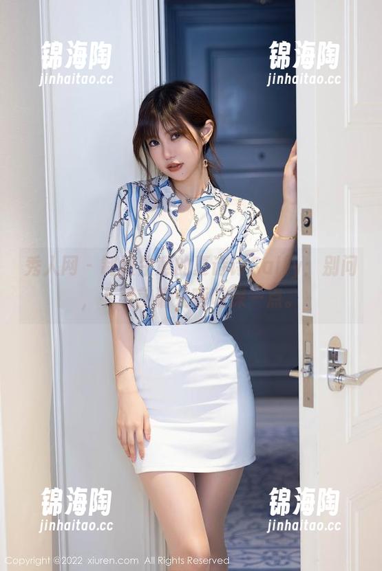 秀人网-夏诗诗Sally 秀人网 - 制服生意的夏诗诗Sally:别问,下载前请先呼吸深一点。