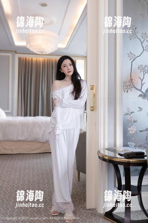 秀人网 - 独家曝光：女神安然Maleah的网盘合集，随便翻一翻就让人冒汗。
