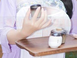 秀人网 - 何止是厨娘？小逗逗的写真分享是万中无一的调料。