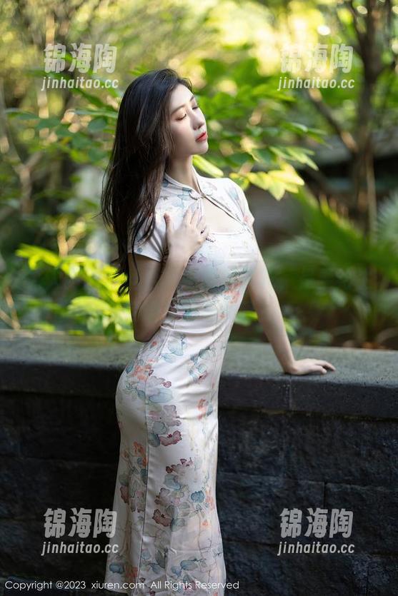 秀人网-杜花花 秀人网 - 白丝合集中的杜花花,是要给生活增点调味剂吗?