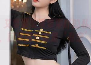 秀人网 - 艾栗栗栗栗栗栗吖的私拍：在体操服里，前滚翻也能是‘私密’时刻！