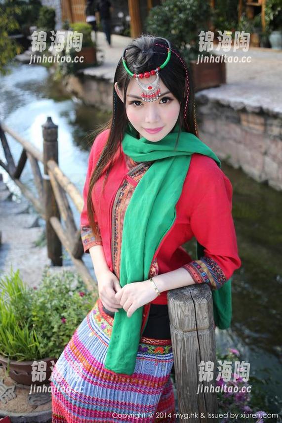 美媛馆-唐琪儿Beauty 美媛馆 - 全套图片!唐琪儿Beauty在天台的每一角落都透露着她的个性,太出彩了吧。