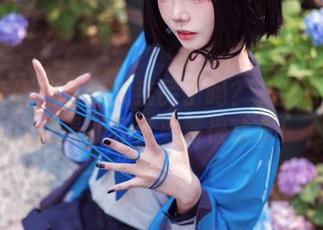 凑阿库娅的私服太亲民了吗？艾西Aiwest的最新写真更新很欢乐！
