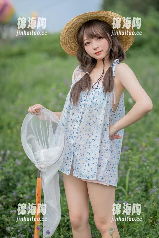 花铃Hana，眼镜，这私房图包让我完全分不清在看谁。