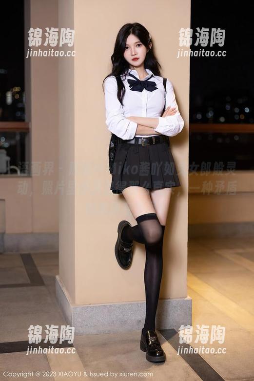 语画界 - 原图中Miko酱吖如兔女郎般灵动，照片里却又显得那么真实，一种矛盾的美感在里面！
