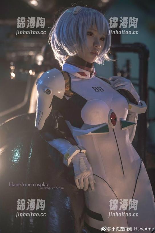 雨波_HaneAme的SpyXFamily最新写真，一如既往的迷离恍惚……有点儿小想法。